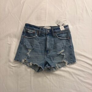 Abercrombie Distressed High Rise Mom Shorts 27 / 4